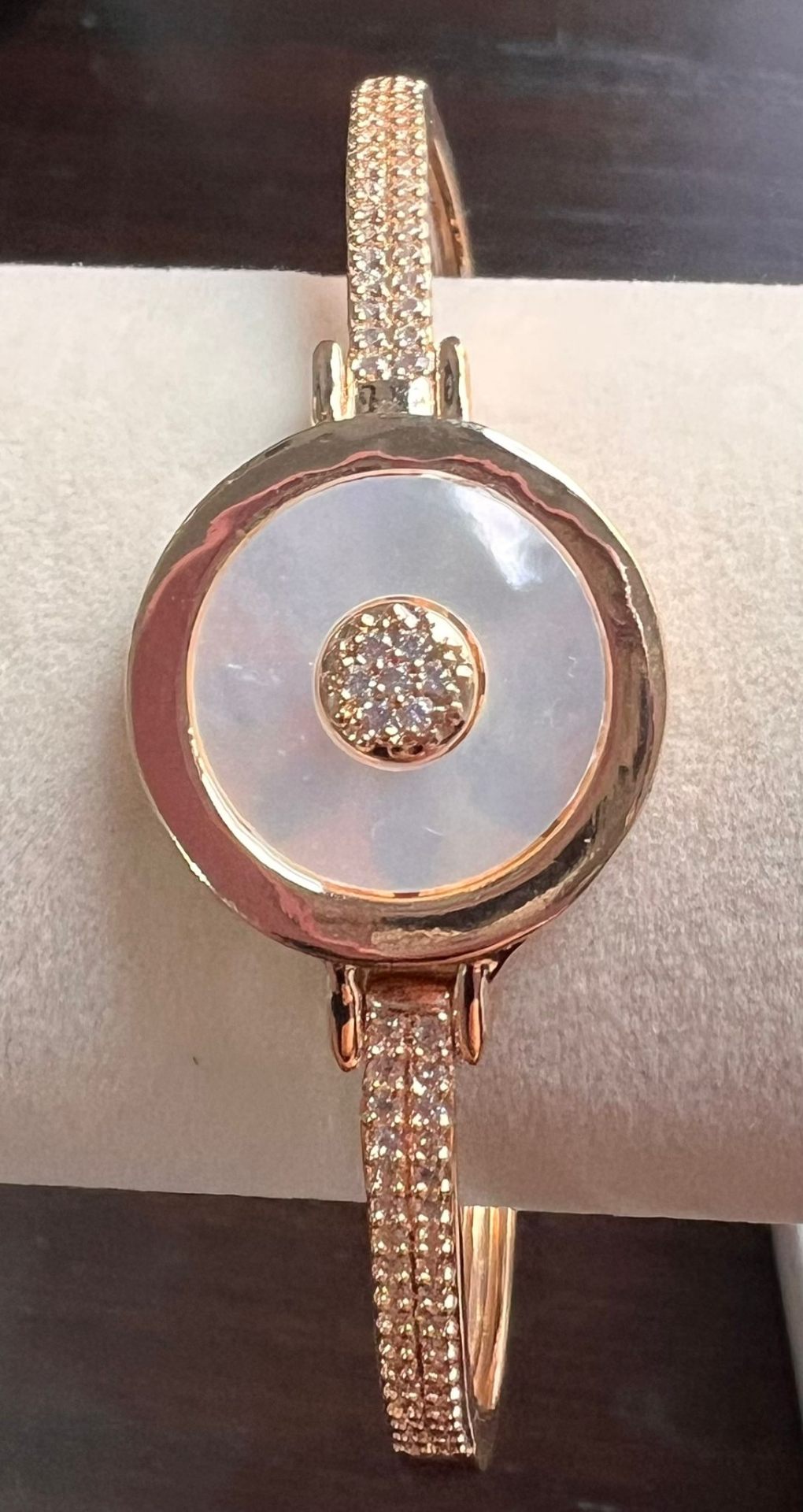 Pérola Mãe Bangle