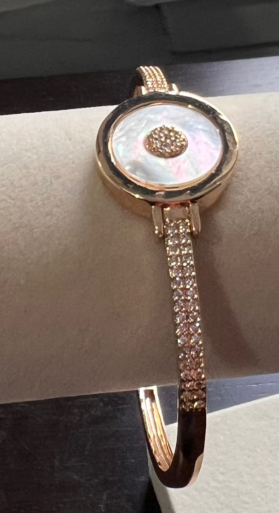 Olho Grego Madrepérola Bangle